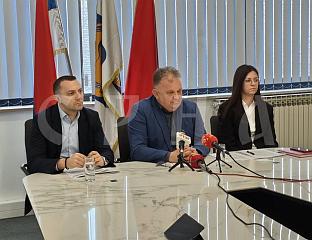 АЏИЋ: ВРХОВНИ СУД ПОТВРДИО ЗАКОНИТОСТ ДАВАЊА У ЗАКУП ПОЉОПРИВРЕДНОГ ЗЕМЉИШТВА