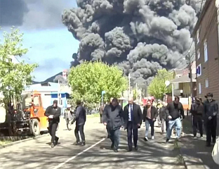 УГАШЕНА ВАТРА У ПОГОЂЕНОЈ РАФИНЕРИЈИ