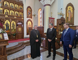 КАРАН ПОСЈЕТИО ХРАМ ПОКРОВА ПРЕСВЕТЕ БОГОРОДИЦЕ