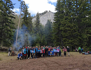 AROUND 60 HIKERS TAKE PART IN ĐURĐEVDAN MORNING GATHERING ON ROMANIJA