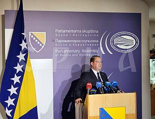 КОВАЧЕВИЋ: СНСД ПРЕДСТАВЉА СРПСКУ У САРАЈЕВУ, А ОПОЗИЦИЈА ЗАСТУПА САРАЈЕВО У СРПСКОЈ