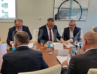 МИНИЋ: ПРИОРИТЕТ УГРАДЊА ПРИГУШНИЦА