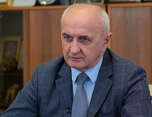 ЂОКИЋ: КУСТУРИЋ САМИМ ПРИСУСТВОМ УЛИВАО СИГУРНОСТ