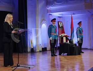 ПОЧЕЛА КОМЕМОРАЦИЈА ПОВОДОМ СМРТИ БОБАНА КУСТУРИЋА