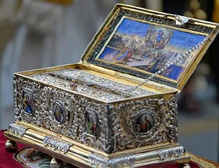 MIRACULOUS BELT OF THE MOST HOLY MOTHER OF GOD IN BELGRADE ON THE EVE OF FEAST OF ASCENSION