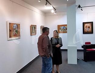 ОТВОРЕНА ИЗЛОЖБА ЛИКОВНИХ РАДОВА "ЛИРА И КИСТ" ПЕРИЦЕ ИВАНОВИЋА