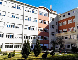 МИНИЋ У ПОСЈЕТИ УНИВЕРЗИТЕТСКОЈ БОЛНИЦИ У ФОЧИ