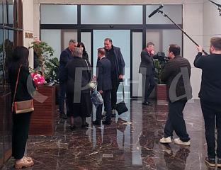 ДЕЛЕГАЦИЈА СРПСКЕ ДОПУТОВАЛА У МОСКВУ
