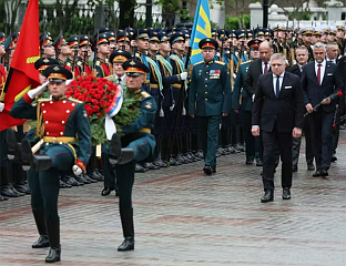 ФИЦО СТИГАО У КРЕМЉ НА ПРОСЛАВУ ДАНА ПОБЈЕДЕ
