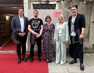 ВЕНЕЦИЈАНСКИ БИЈЕНАЛЕ У ЗНАКУ ПРИЈЕДОРСКОГ УМЈЕТНИКА МЛАДЕНА БУНДАЛА