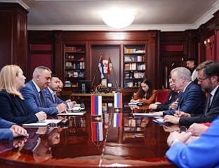 РАДИТИ НА ПРОШИРЕЊУ САРАДЊЕ У СВИМ ОБЛАСТИМА