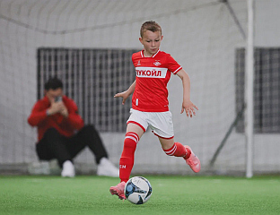 EIGHT-YEAR-OLD ON THE PATH TO BIG DREAMS: NEMANJA TRAINS WITH RED STAR AND SPARTAK