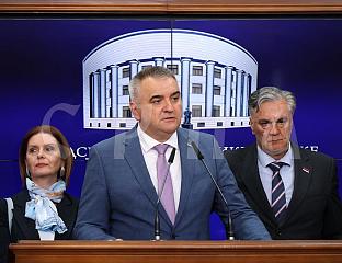 МИНИЋ: ДОДАТНО ЋЕ БИТИ ИЗДВОЈЕНО ВИШЕ ОД 10 МИЛИОНА КМ