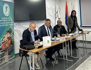 МИНИЋ: САВЕЗ СВЕ ПРОФЕСИОНАЛНИЈИ, У СРПСКОЈ 28.000 ЛОВАЦА