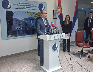 НА ПРОЈЕКТУ ИЗГРАДЊЕ АЕРОДРОМА ТРЕБИЊЕ РАДИ СЕ ОЗБИЉНО