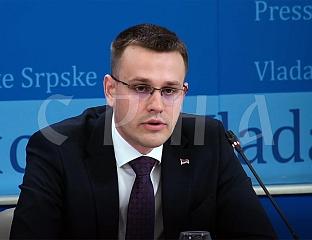 ЛОЗО: СТАНИВУКОВИЋ ПОЛИТИЧКИ БЈЕЖИ ИЗ БАЊАЛУКЕ КОЈА ЈЕ У КАТАСТРОФАЛНОМ СТАЊУ