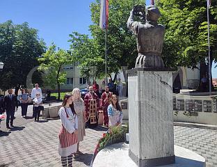 ОДАТА ПОЧАСТ ПОГИНУЛИМ БОРЦИМА ВРС