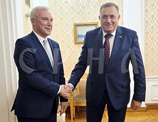 ПОСТИГНУТ ДОГОВОР О ОДРЖАВАЊУ ТИЈЕСНЕ САРАДЊЕ ПО СВИМ ПОКРЕНУТИМ ПИТАЊИМА