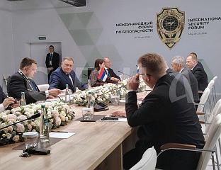 ДОДИК И БУДИМИР НА САСТАНКУ СА ШОЈГУОМ