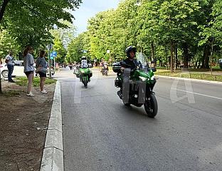 ВИШЕ ХИЉАДА БАЈКЕРА ПРОДЕФИЛОВАЛО УЛИЦАМА ГРАДА