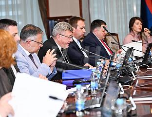 УТВРЂЕН ПРИЈЕДЛОГ ИЗМЈЕНА И ДОПУНА ЗАКОНА О ОБАВЕЗНОМ ЗДРАВСТВЕНОМ ОСИГУРАЊУ