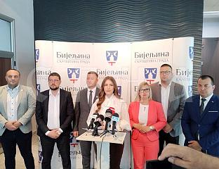 АРСЕНОВИЋ: ГРАДОНАЧЕЛНИК ОНЕМОГУЋАВА РАД ОДБОРНИЦИМА