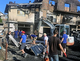 BAM 30,000 DONATED TO THE MAJSTOROVIĆ FAMILY FROM DERVENTA