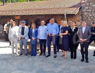 ВУЧИЋ, ДОДИК, ЦВИЈАНОВИЋ У ПОСЈЕТИ МАНАСТИРУ РАВАНИЦА