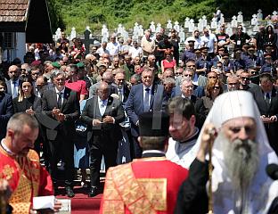 ТРИШИЋ-БАБИЋ: БЕРНС ПРИСУСТВОМ НА КОМЕМОРАЦИЈИ ПОРУЧИО ДА СЕ ПРОШЛОСТ НЕ МОЖЕ ИГНОРИСАТИ