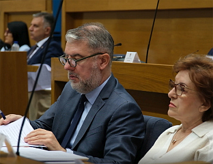 ШЕРАНИЋ: ПРЕЦИЗНИЈЕ УРЕЂЕЊЕ ПРАВА ИЗ ОБАВЕЗНОГ ЗДРАВСТВЕНОГ ОСИГУРАЊА