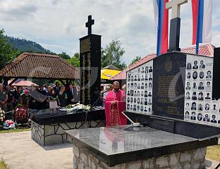ПАРАСТОС СРПСКИМ ЖРТВАМА УБИЈЕНИМ НА ПЕТРОВДАН 1992. ГОДИНЕ