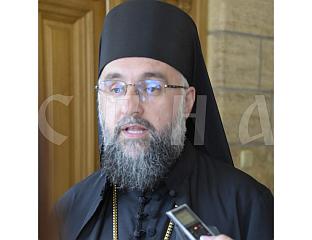 ИГУМАН ТЕОФИЛ: БОГОРОДИЦА ТРОЈЕРУЧИЦА НЕПРЕСТАНО БРИНЕ О СВОМ НАРОДУ