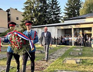 ОБИЉЕЖЕНО 85 ГОДИНА ОД УСТАНКА НАРОДА КОЗАРЕ И ПОТКОЗАРЈА ПРОТИВ ФАШИЗМА