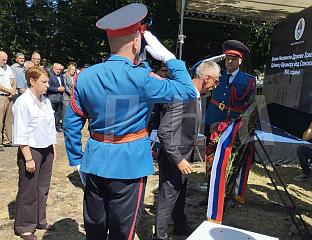 ПОЛОЖЕНИ ВИЈЕНЦИ И ЦВИЈЕЋЕ НА СПОМЕНИК СРБИМА И ЈЕВРЕЈИМА УБИЈЕНИМ У НДХ