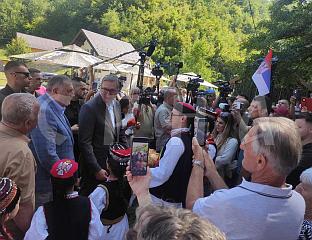 DODIK AND VUČIĆ JOIN FESTIVITIES IN JANJSKE OTOKE