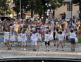 "КОНФЕРЕНЦИЈА БЕБА" ОКУПИЛА 26 МАЛИШАНА