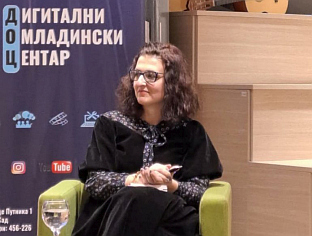ПЈЕСНИКИЊИ ИЗ БИЈЕЉИНЕ НАГРАДА "ЗЛАТНА СТРУНА"
