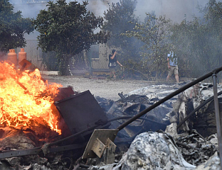 ПОВРИЈЕЂЕНО 36 ОСОБА, СЕДАМ ЖИВОТНО УГРОЖЕНО