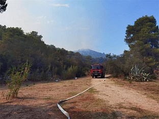 ЛОКАЛИЗОВАН ПОЖАР НА ДУГОМ ОТОКУ, ЗАДОВОЉАВАЈУЋЕ СТАЊЕ У ОМИШУ