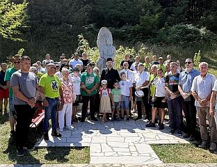 ОДАТА ПОШТА СПОМЕНКУ ГОСТИЋУ - НАЈМЛАЂЕМ ОДЛИКОВАНОМ ПОГИНУЛОМ БОРЦУ ВРС