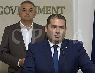 СТАНКОВИЋ: ПОПИСАЋЕМО СВЕ НЕПОКРЕТНОСТИ И УРЕДИТИ ТРЖИШТЕ У СРПСКОЈ