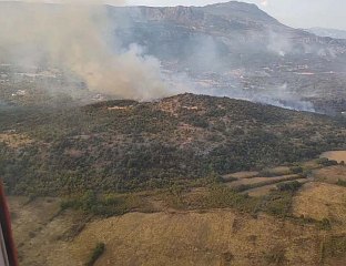 АКТИВНО ВИШЕ ПОЖАРА, ПОДРШКА ИЗ ВАЗДУХА ПОТРЕБНА У КОЛАШИНУ