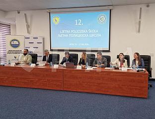 ЉЕTНА ПОЛИЦИЈСКА ШКОЛА О ПРЕВЕНЦИЈИ БЕЗБЈЕДНОСНИХ РИЗИКА У ДИГИTАЛНОМ ОКРУЖЕЊУ