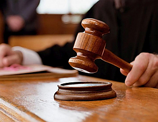 ПРИТВОР У ОДСУСТВУ ЊЕМАЧКОМ НОВИНАРУ ЗБОГ ПОЗИВА НА УБИЈАЊЕ РУСА