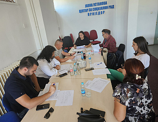 ЗЕТУ И ШУРЈАКУ КРИВИЧНЕ ПРИЈАВЕ ЗА МЕЂУСОБНО НАСИЉЕ, ЈЕДАН ДРУГОГ ПРИЈАВИЛИ ПОЛИЦИЈИ