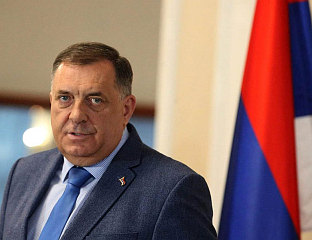 ГЕНЕРАЛ МЛАДИЋ ЧАСНО ВОДИО ВРС, ЊЕГОВА СМРТ УБИСТВО