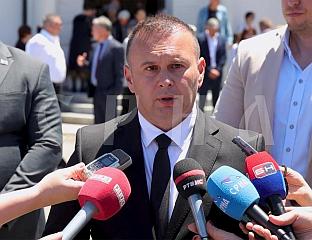 ХИСТЕРИЈА НАКОН СМРТИ ГЕНЕРАЛА МЛАДИЋА ПОКАЗУЈЕ ДА ЈЕ У БиХ НЕМОГУЋЕ ЖИВЈЕТИ ЗАЈЕДНО