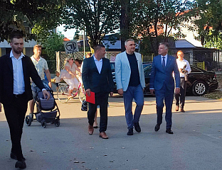 МИНИЋ ПОСЈЕТИО БАЊАЛУЧКУ ОСНОВНУ ШКОЛУ "ИВАН ГОРАН КОВАЧИЋ"