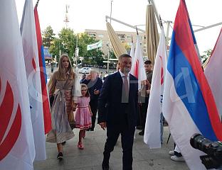 РИСТИЋ: БОРИЋЕМО СЕ ЗА ПОРОДИЦУ