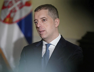 ЂУРИЋ: КОНАКОВИЋ У ПРЕДИЗБОРНОЈ КАМПАЊИ НА РАЧУН МЕЂУЕТНИЧКИХ ОДНОСА И РЕГИОНАЛНЕ СТАБИЛНОСТ